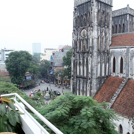 Splendid Star Suites Hotel Hanoi Room photo