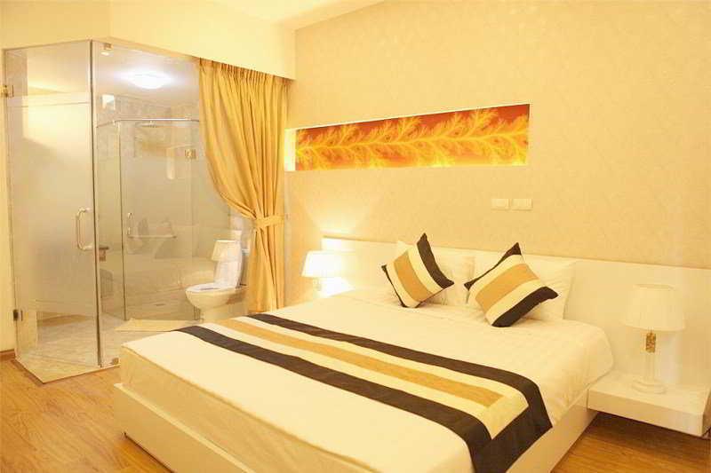 Splendid Star Suites Hotel Hanoi Room photo