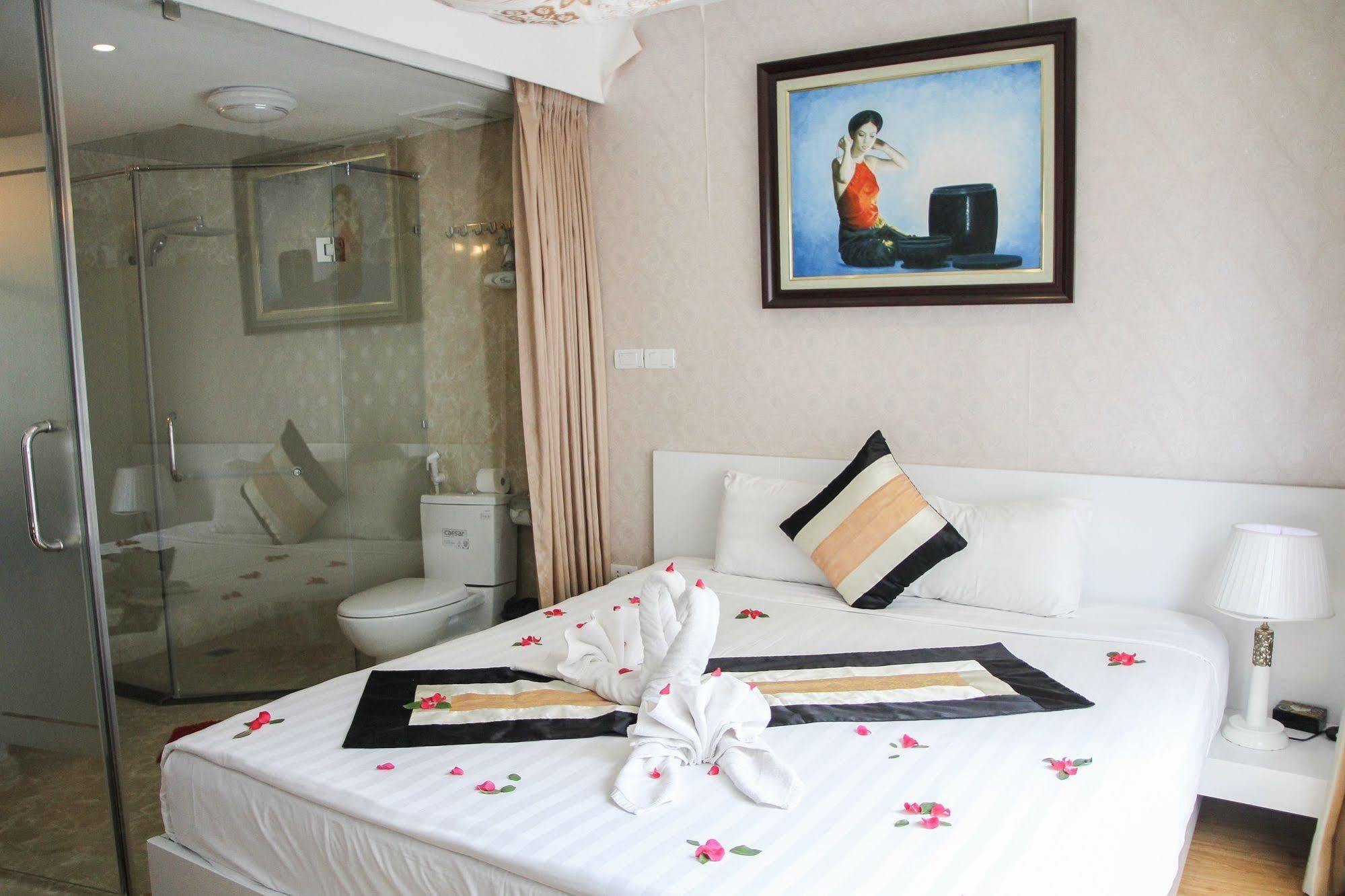 Splendid Star Suites Hotel Hanoi Exterior photo