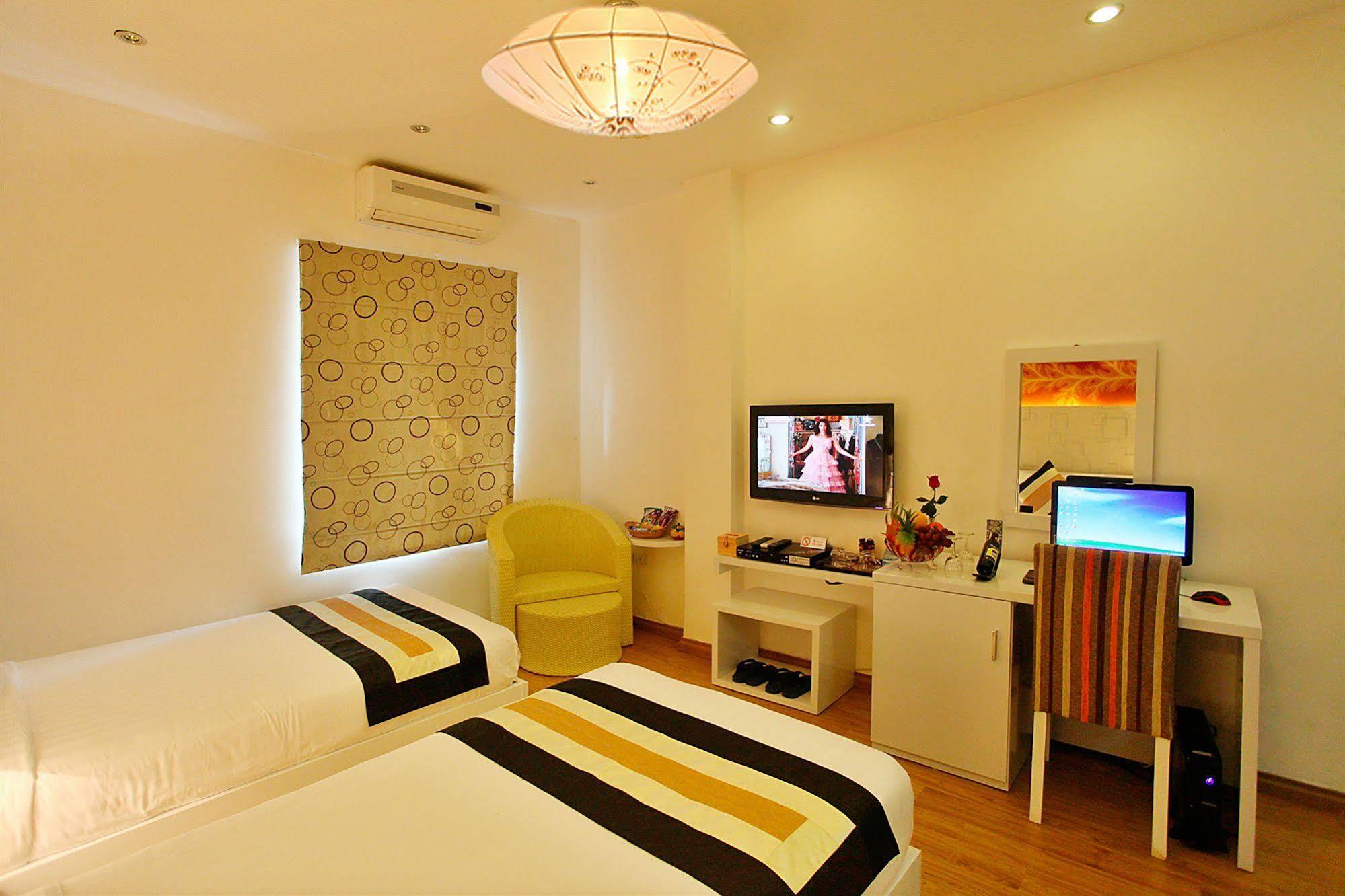 Splendid Star Suites Hotel Hanoi Exterior photo