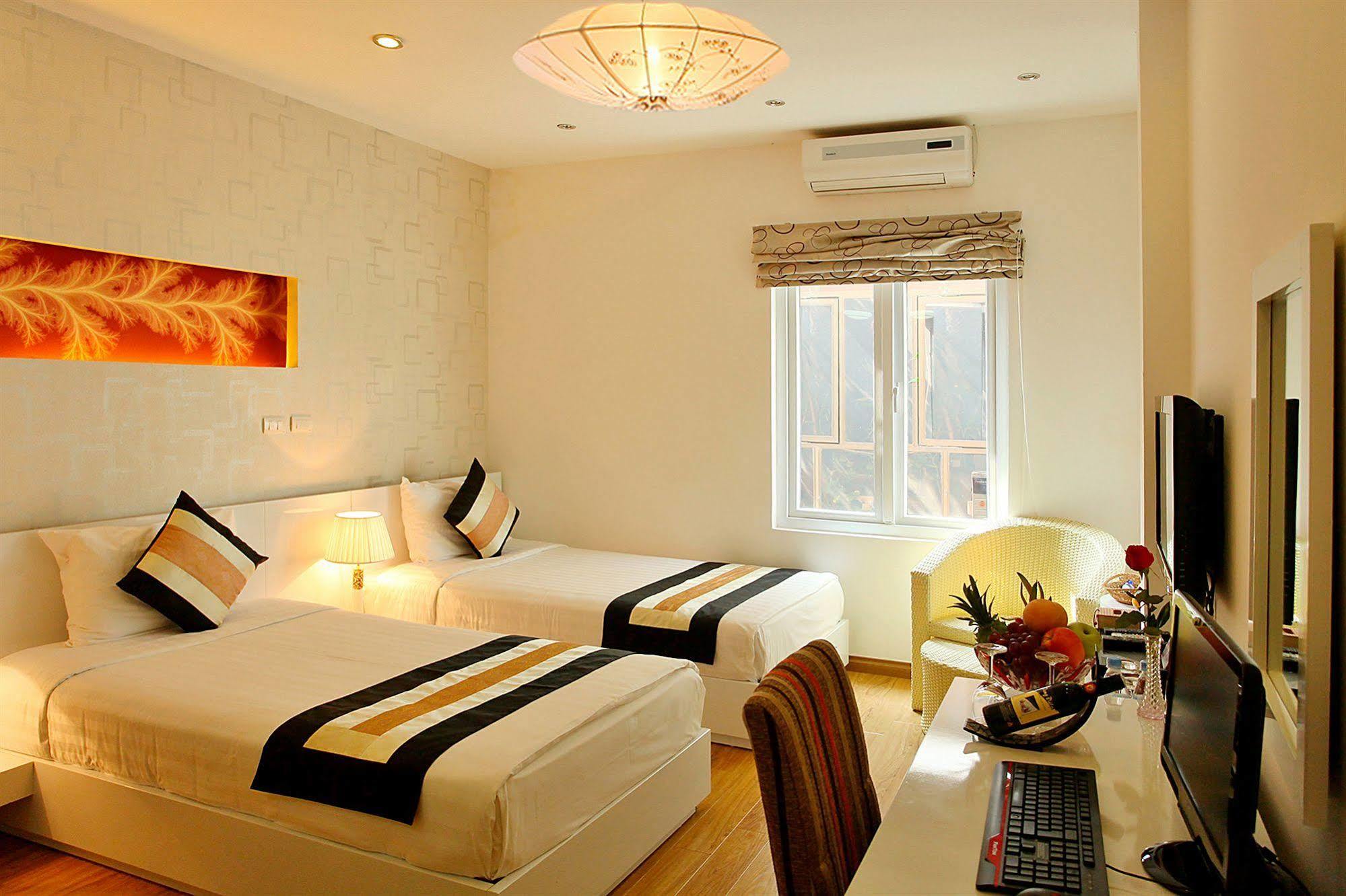 Splendid Star Suites Hotel Hanoi Exterior photo